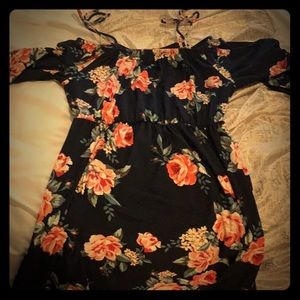 Black floral maternity dress